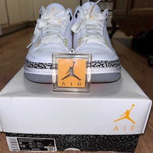 Jordan 3 Retro WMNS ”Laser Orange”